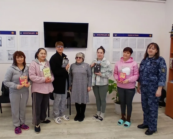 Книжный десант в Ядринской ИК: Добро и новые горизонты