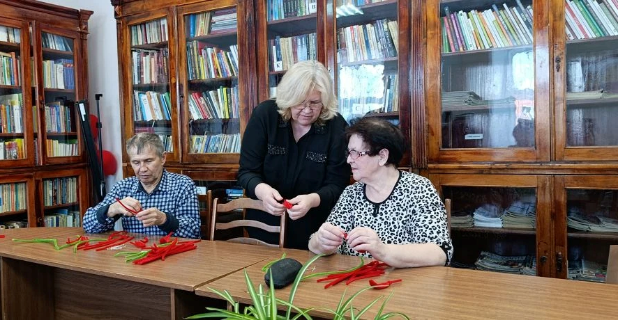 «Цветок из синели»