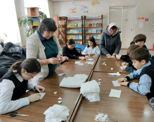 Акция «Тепло СВОих рук - госпиталю!»