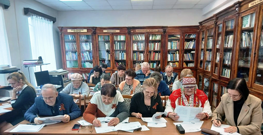 Память, которая объединяет! Диктант Победы в Ядринской центральной библиотеке.